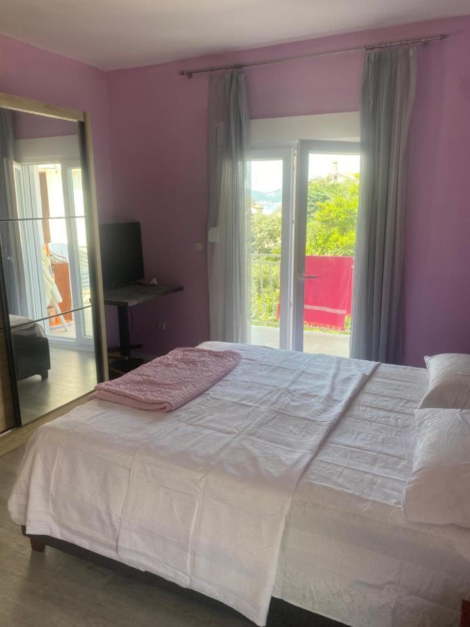 Apartman Lara Свети-Стефан Экстерьер фото